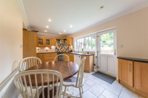 23 St John&#39;s Way-002.jpg