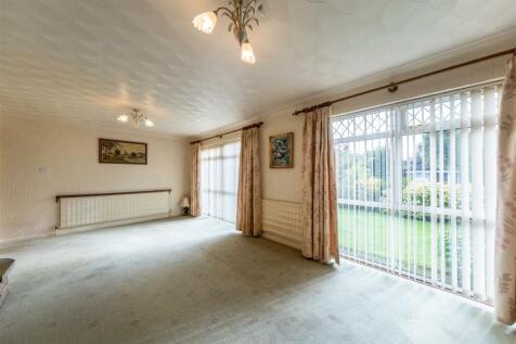 2 St Michaels Close-012.jpg