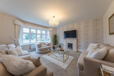 6 Stirling Close-012.jpg