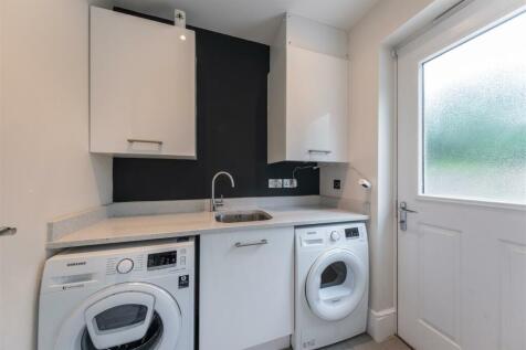 6 Stirling Close-009.jpg