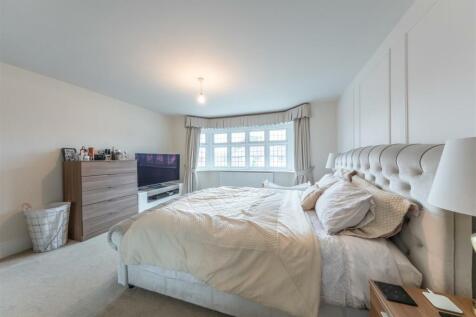6 Stirling Close-022.jpg