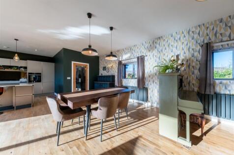 4 Marsh Lane-011.jpg