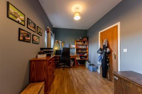 4 Marsh Lane-031.jpg