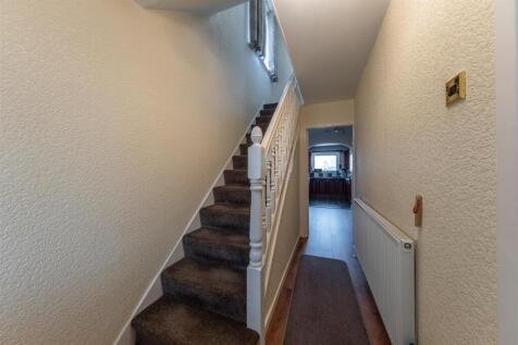 4 Meadow Lane-014.jpg
