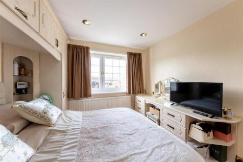 4 Meadow Lane-018.jpg