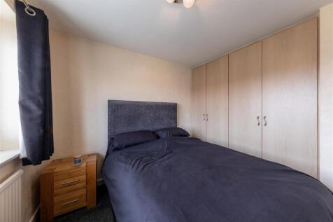 4 Meadow Lane-022.jpg