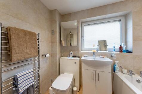 4 Meadow Lane-023.jpg