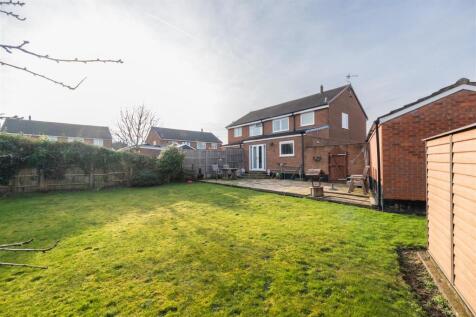 4 Meadow Lane-031.jpg