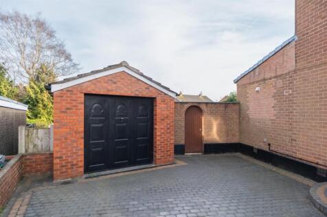 4 Meadow Lane-033.jpg