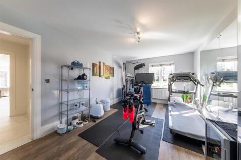 9 Meadowside-024.jpg