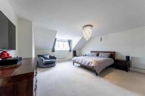9 Meadowside-032.jpg