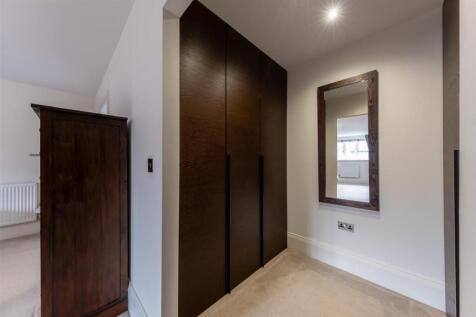 9 Meadowside-038.jpg