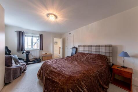 9 Meadowside-046.jpg