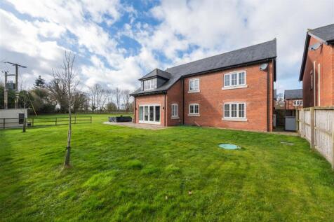 9 Meadowside-057.jpg