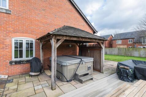9 Meadowside-062.jpg