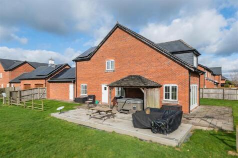 9 Meadowside-065.jpg