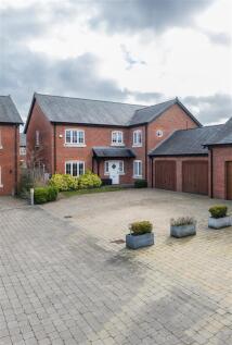 9 Meadowside-073.jpg