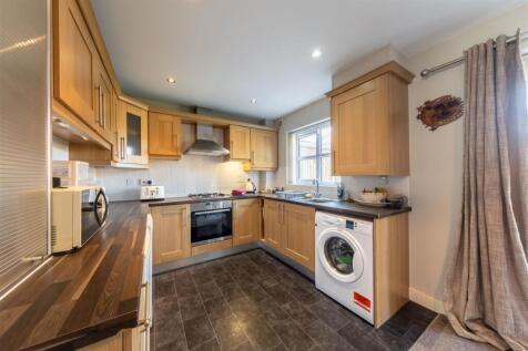 4 Winnington Old Lane -001.jpg