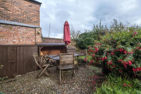 2 Gallowclough Lane-032.JPG