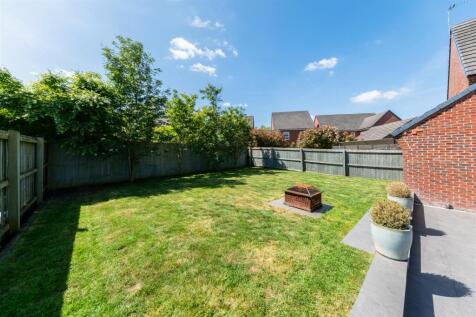 4 Brooke Avenue-2-015.JPG