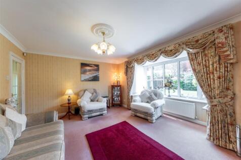 10 Knightsbridge Avenue-006.jpg