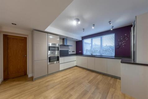 40 Riddings Lane-001.jpg