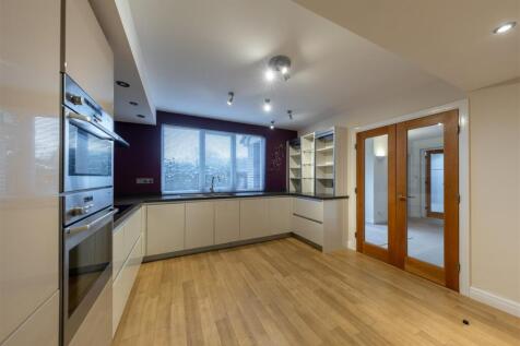 40 Riddings Lane-002.jpg