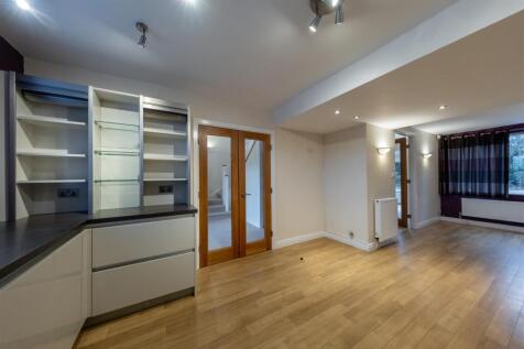 40 Riddings Lane-003.jpg