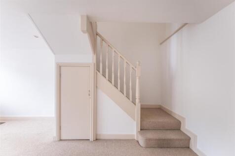 3 Broxton Hall Mews-008.jpg