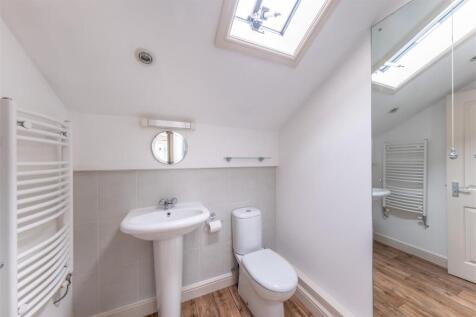 3 Broxton Hall Mews-011.jpg