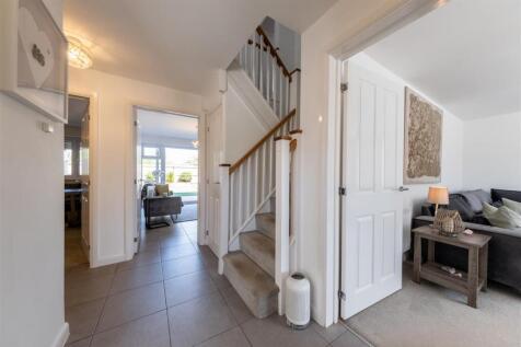 76 Ravencroft Street -026.jpg