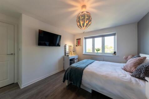 76 Ravencroft Street -030.jpg
