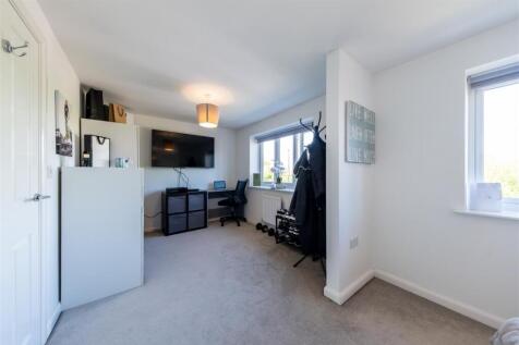 76 Ravencroft Street -045.jpg
