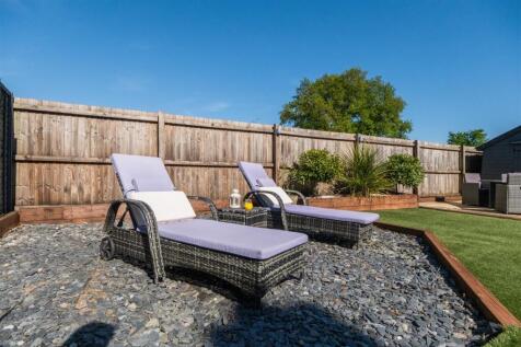 76 Ravencroft Street -057.jpg