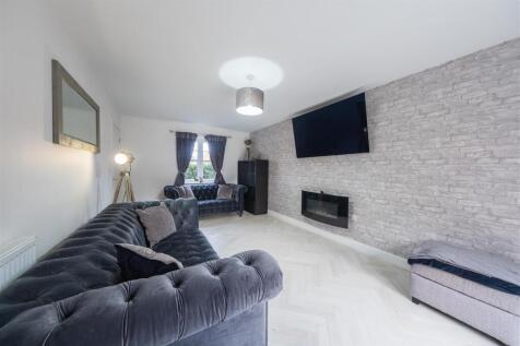 68 Western Way-016.JPG