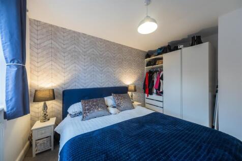 68 Western Way-007.JPG