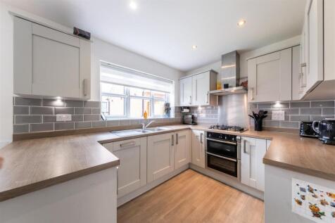 Kitchen-006.JPG