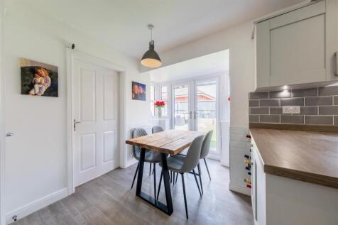 Kitchen-010.JPG