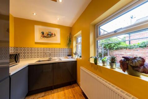 27 The Crescent-002.jpg
