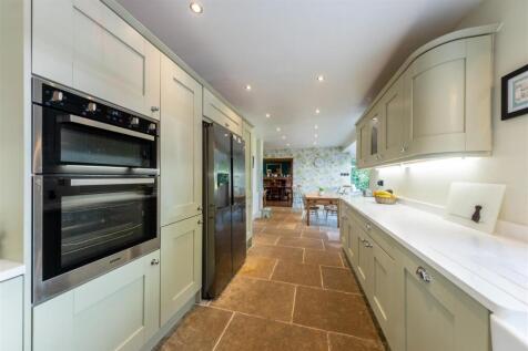 172 Swanlow Lane-005.jpg