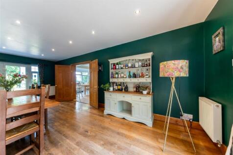 172 Swanlow Lane-016.jpg