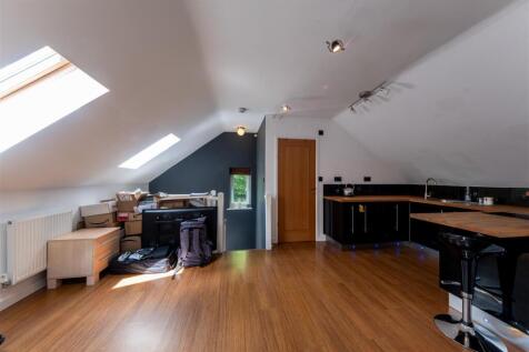172 Swanlow Lane-069.jpg
