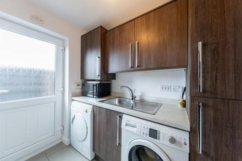 39 Shakerley Close-013.jpg