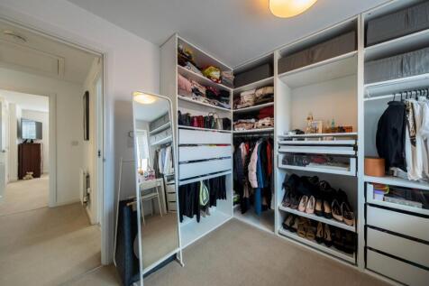 15 Holcroft Drive-029.JPG