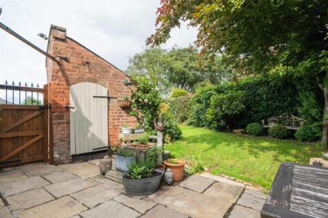 19 Birches Lane-071.jpg
