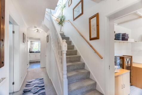 14 Barnside Way-20.jpg