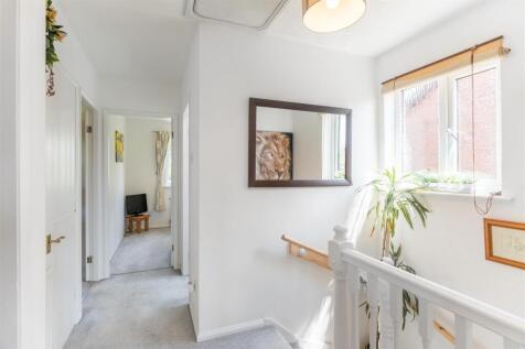 14 Barnside Way-34.jpg