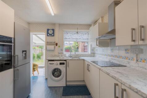 28 Siddington Avenue-3.jpg
