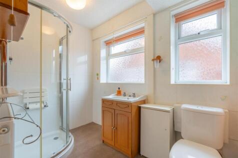 28 Siddington Avenue-21.jpg