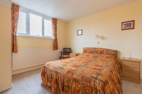 28 Siddington Avenue-34.jpg